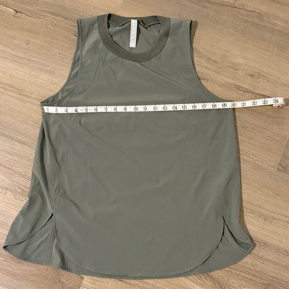 Athleta Olive Green Sleeveless Women's Top Size Medium - Picture 4 of 6